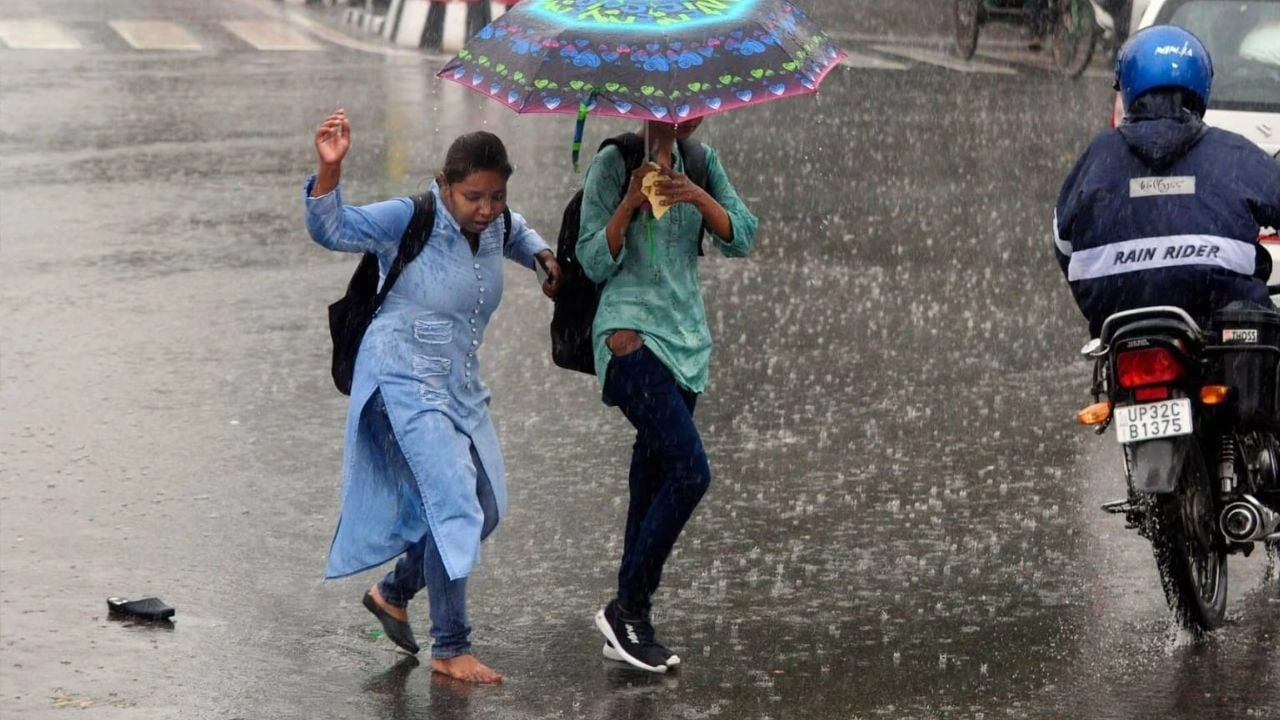 IMD Rainfall Update: 17 રાજ્યોમાં ભારે વરસાદ અને તોફાનની ચેતવણી, IMD એ અપડેટ જારી કર્યું