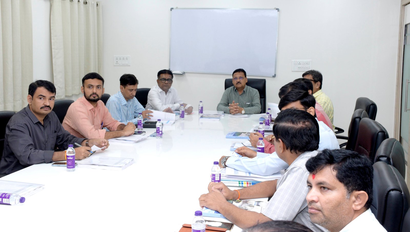 Gujarat: Water Resources Minister reviews flood preparedness amid heavy rainfall