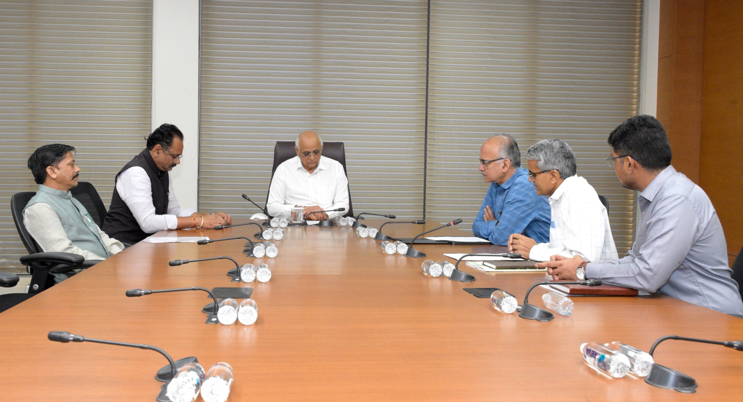 Gujarat govt appoints teams to check fertiliser black marketing, distribution irregularities