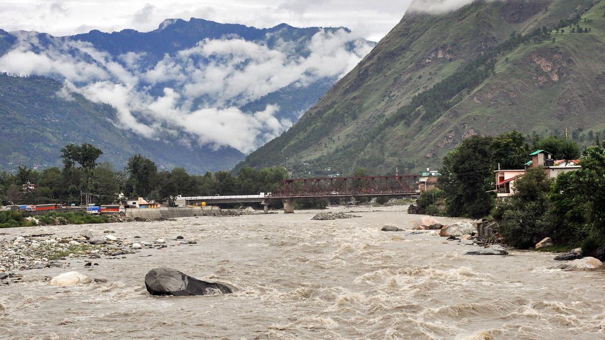 Centre releases ₹2,117 crore SDRF funds for seven flood-affected states