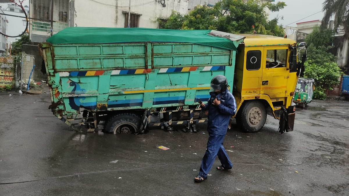 South Gujarat reels under monsoon onslaught as floods disrupt normal life