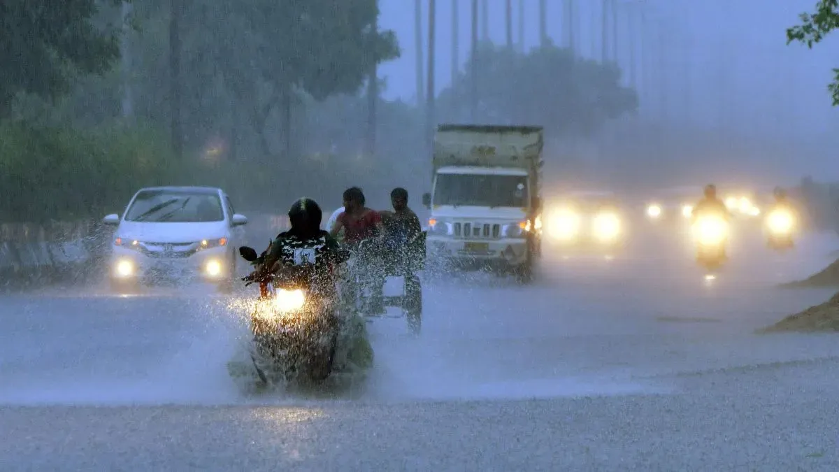 UP Weather: Heavy Rain Alert In Lucknow, 59 Other Districts Tomorrow; Will Showers Continue In August?