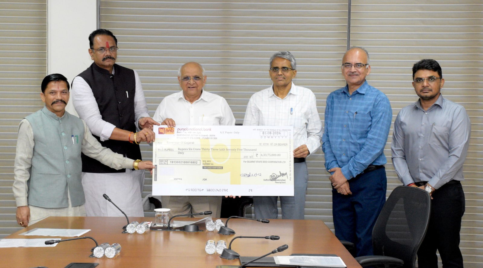 Gujarat State Seed Corporation hands over Rs 6.33 crore dividend for FY24-25