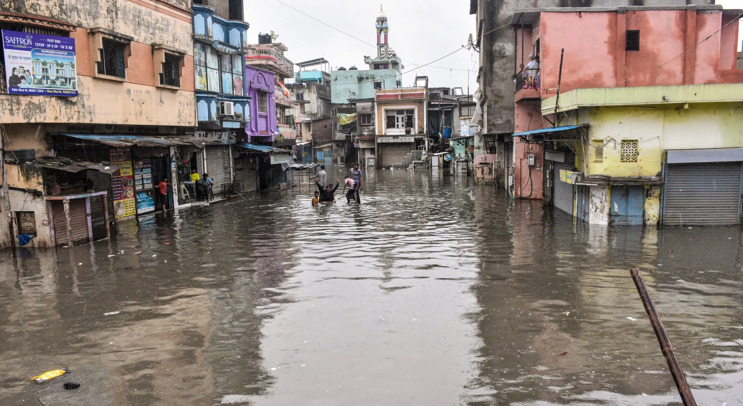 Valsad Records Over 900 mm Rainfall, Triggering Severe Flooding in Gujarat