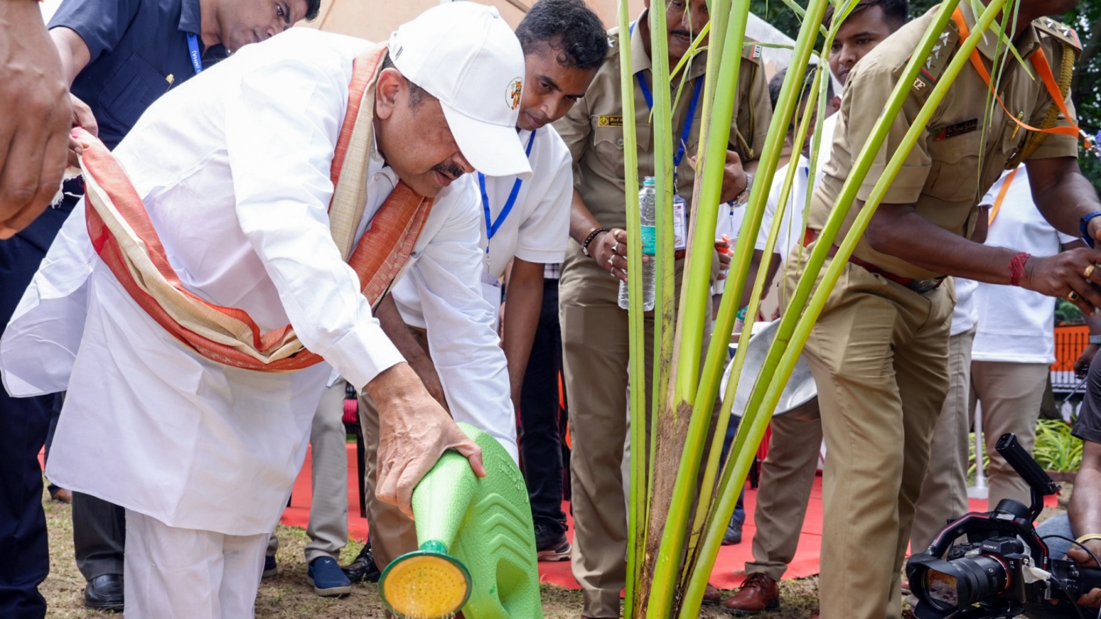 If UP can, why can’t we?: CM launches plantation drive, pitches for coconut
