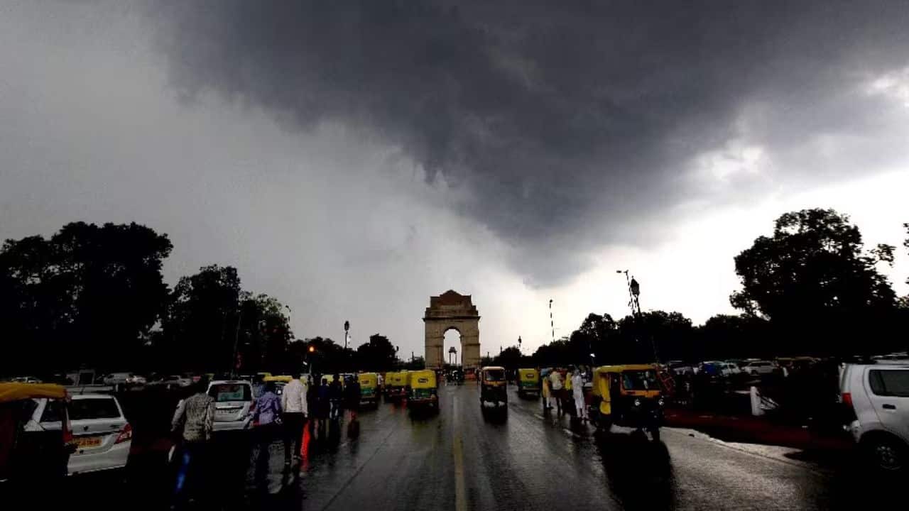 Delhi set for major temperature drop as IMD predicts heavy rain across North India