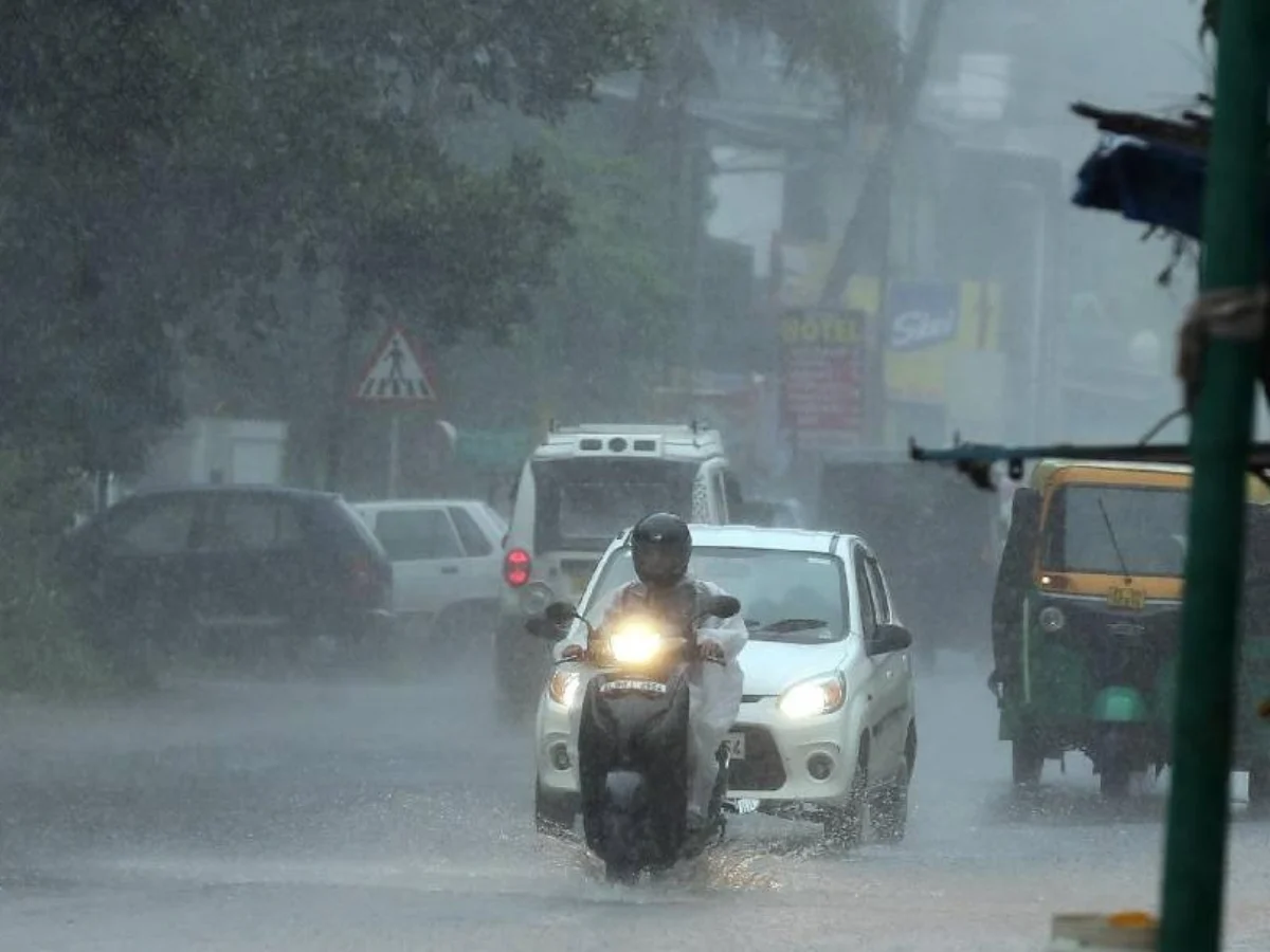 IMD Rainfall Alert: Heavy rain and thunderstorm warning in these states, know the weather conditions