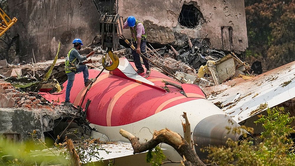 AI-171 Crash Probe Finds No Fuel Switch Defect, Final Report To Be Released Soon