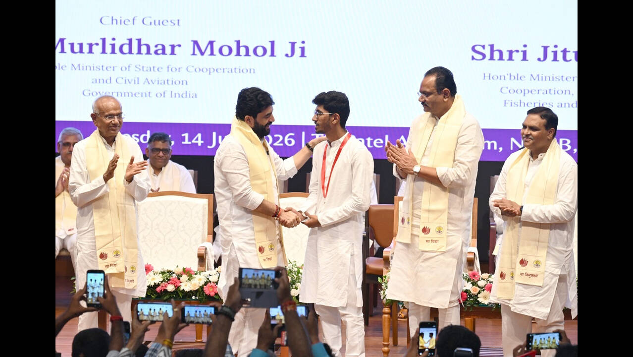 TSU hands out first degrees, eyes campuses beyond Gujarat