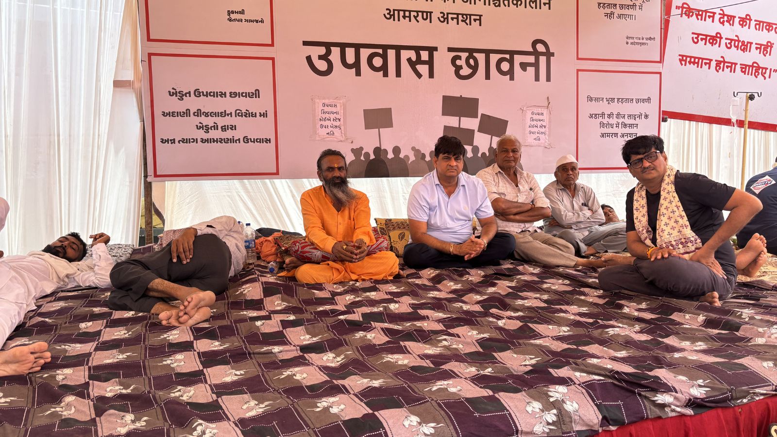 ‘400% land compensation or monthly rent’: Morbi farmers take out padayatra