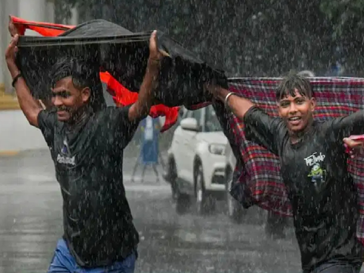 Delhi Suffers Brutal Humid Heatwave While IMD Sounds Heavy Rainfall Alert For 20 States Including MP