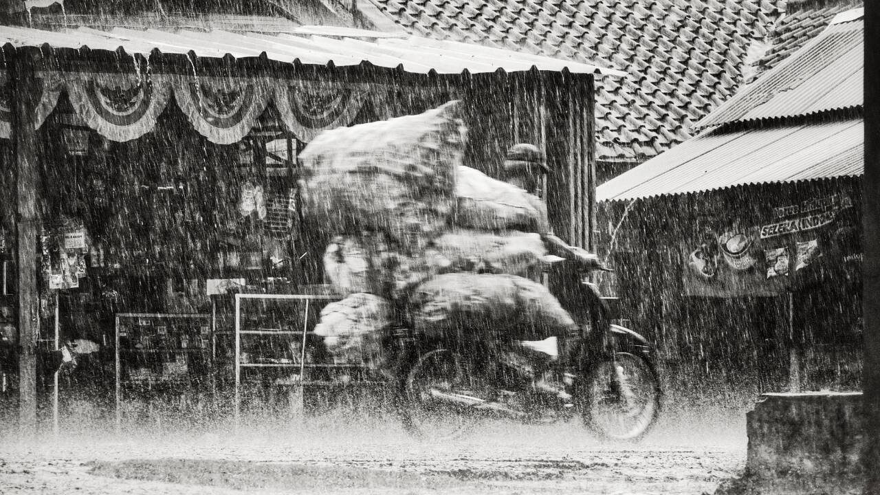 IMD warns of extremely heavy rain in Gujarat, Rajasthan and Konkan; flash flood risk issued for hill states: What travellers need to know