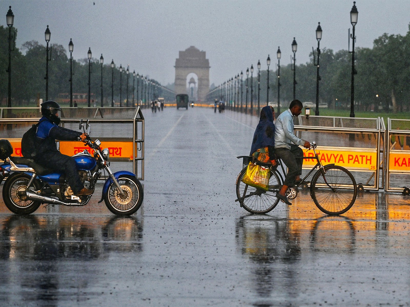 Early morning rain brings relief from heat in Delhi amid monsoon
